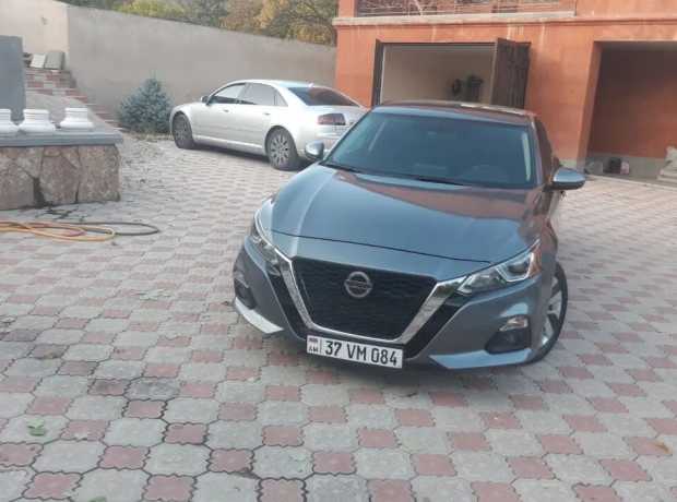 Nissan Altima, Бензин, 2019