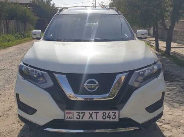 Nissan Rogue, Бензин, 2017