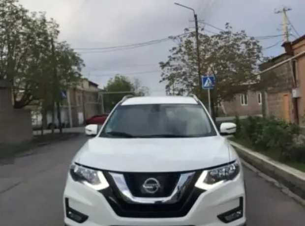 Nissan Rogue, Бензин, 2017