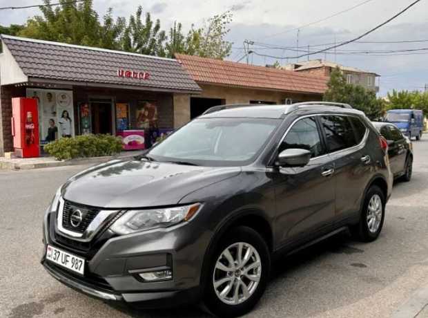 Nissan Rogue, Бензин, 2017