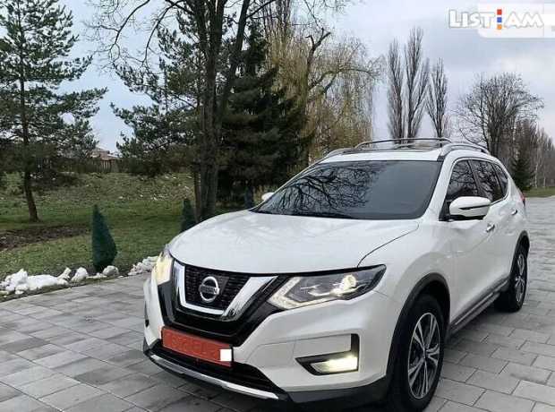 Nissan Rogue, Бензин, 2017