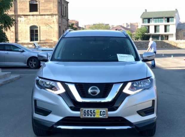 Nissan Rogue, Бензин, 2018