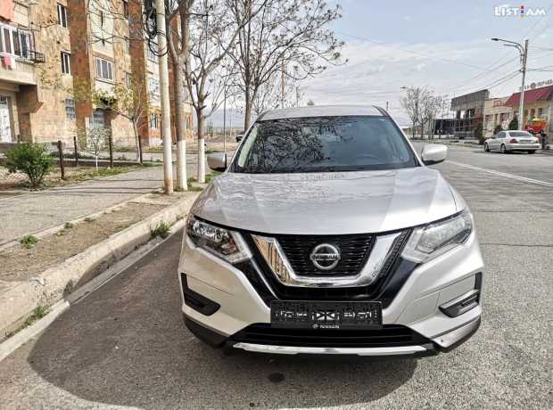 Nissan Rogue, Бензин, 2018