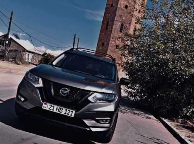 Nissan Rogue, Бензин, 2018