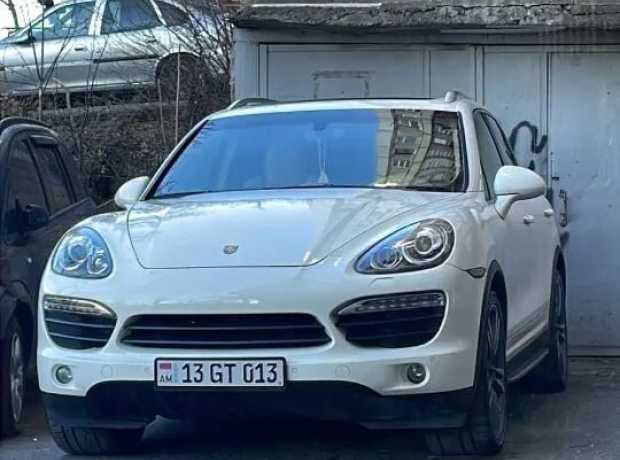 Porsche Cayenne, Бензин, 2011