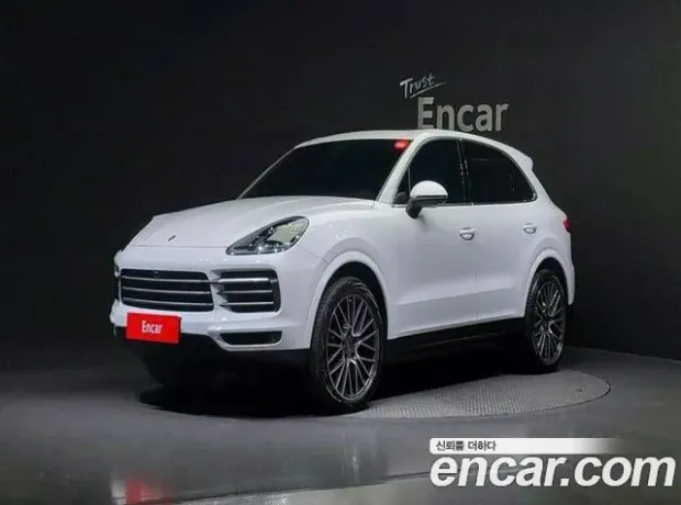 Porsche Cayenne (PO536), 2020