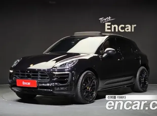 Porsche Macan, 2018