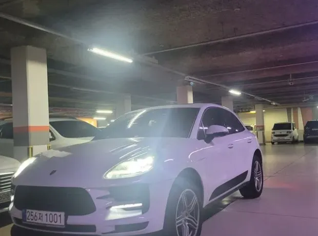 Porsche Macan, 2019