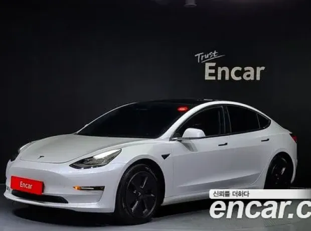 Tesla Model 3, 2020