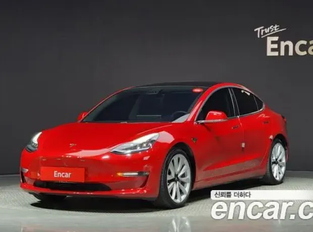 Tesla Model 3, 2020