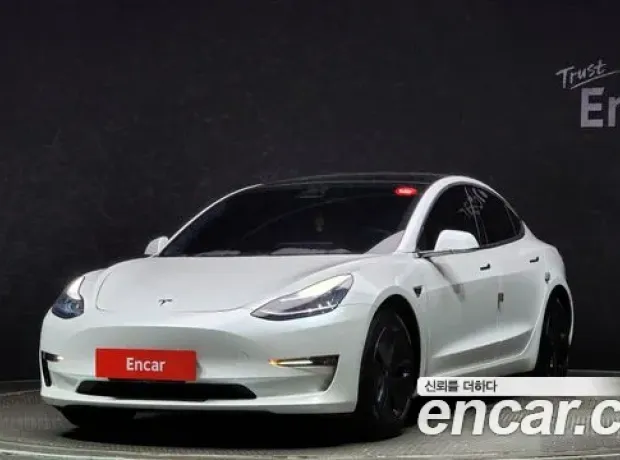 Tesla Model 3, 2020