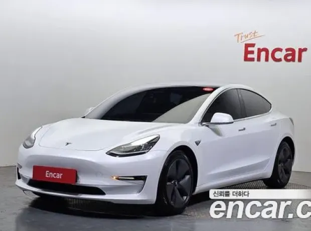 Tesla Model 3, 2020