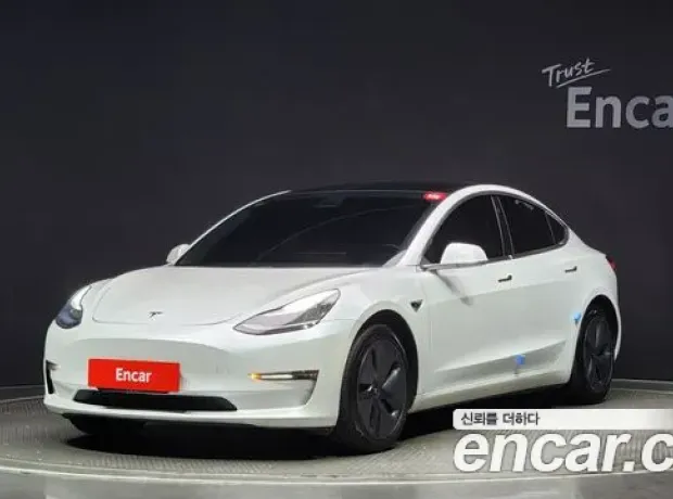 Tesla Model 3, 2020