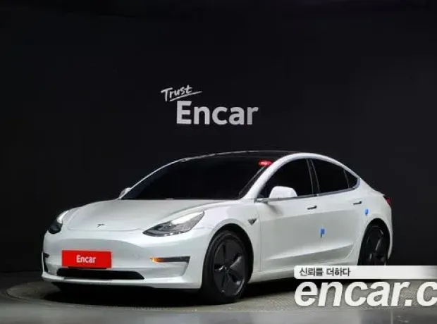 Tesla Model 3, 2020