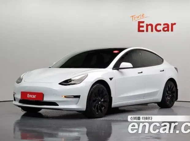 Tesla Model 3, 2022