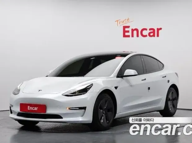 Tesla Model 3, 2022