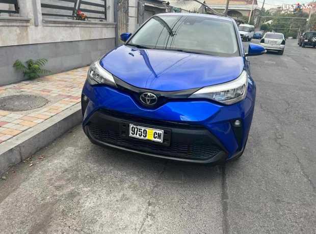 Toyota C-HR, Бензин, 2020