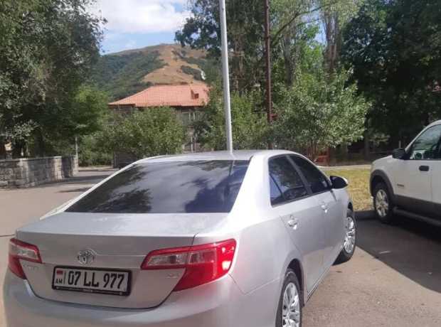 Toyota Camry, Бензин, 2012