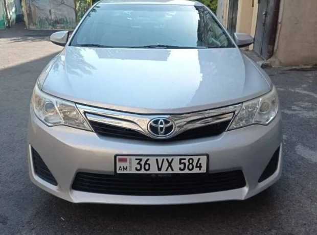 Toyota Camry, Бензин, 2012