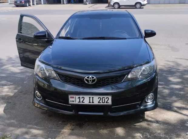 Toyota Camry, Бензин, 2012