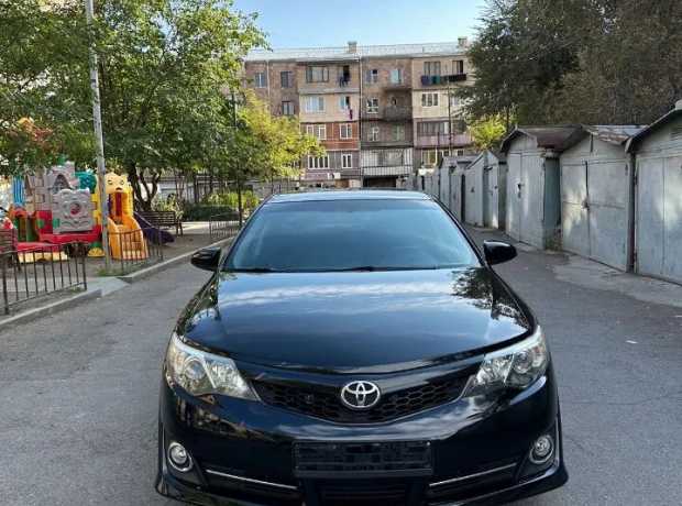 Toyota Camry, Бензин, 2013