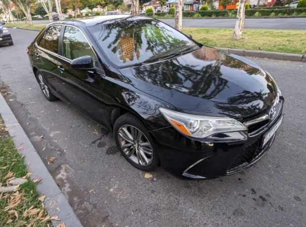 Toyota Camry, Бензин, 2015