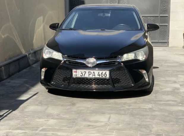 Toyota Camry, Бензин, 2015