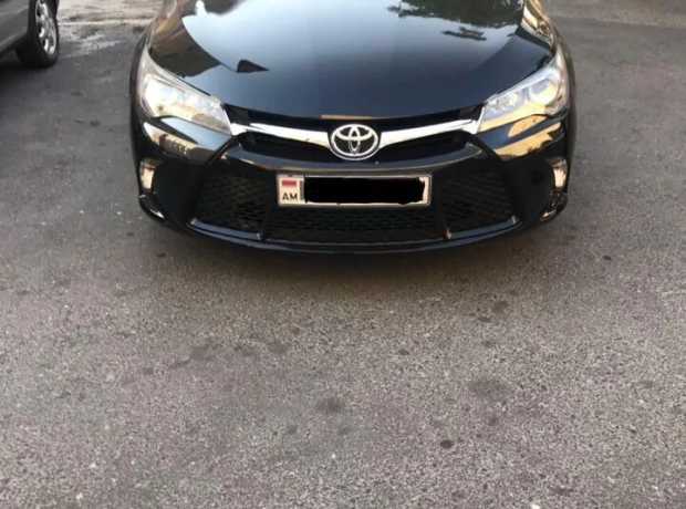 Toyota Camry, Бензин, 2015