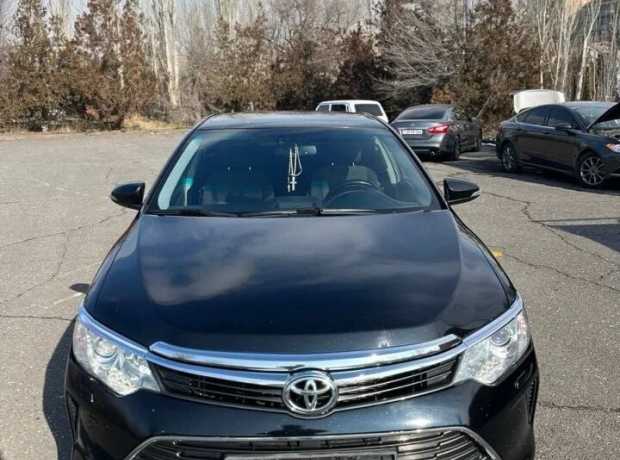 Toyota Camry, Бензин, 2016