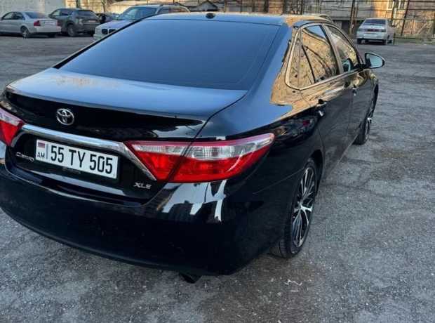 Toyota Camry, Бензин, 2017