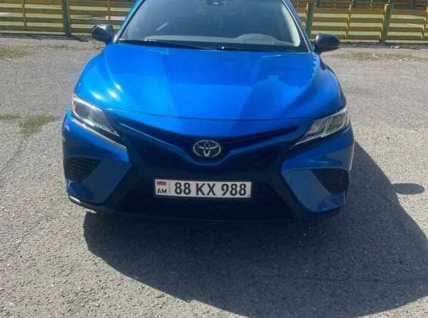 Toyota Camry, Бензин, 2019