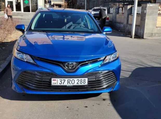 Toyota Camry, Бензин, 2019