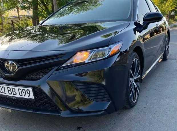 Toyota Camry, Бензин, 2019