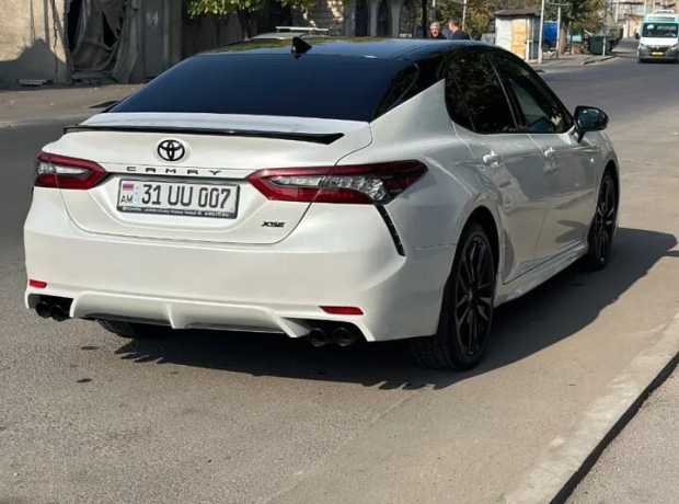 Toyota Camry, Бензин, 2019