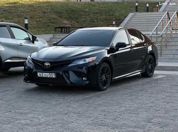 Toyota Camry, Бензин, 2019