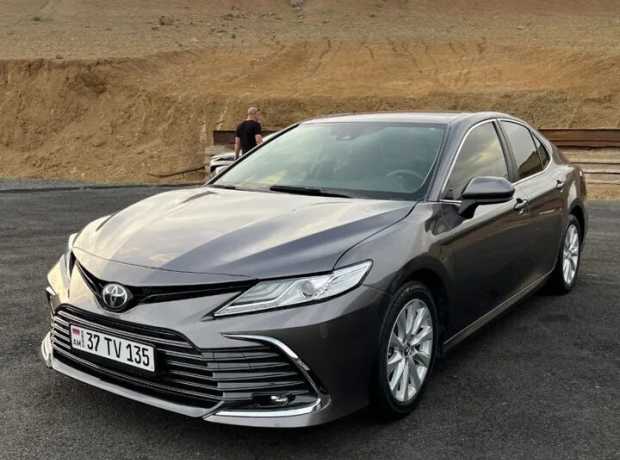 Toyota Camry, Бензин, 2019