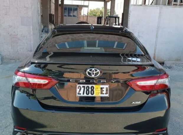 Toyota Camry, Бензин, 2019