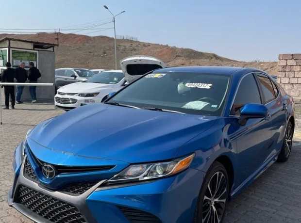 Toyota Camry, Бензин, 2020