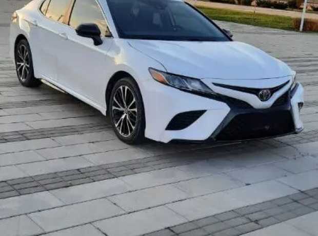 Toyota Camry, Бензин, 2020