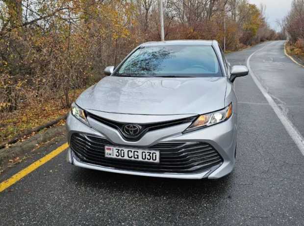 Toyota Camry, Бензин, 2020