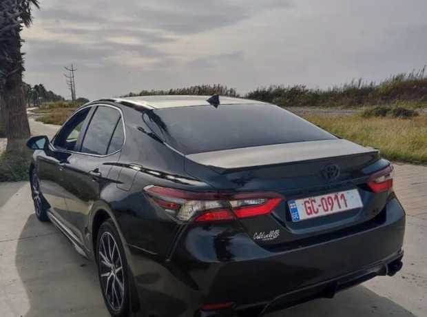 Toyota Camry, Бензин, 2022