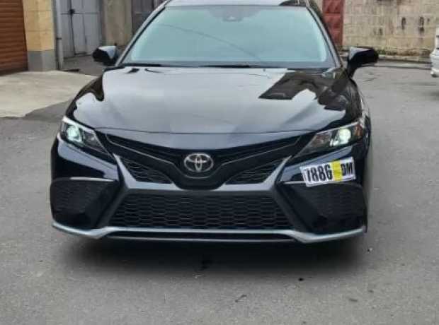 Toyota Camry, Бензин, 2022