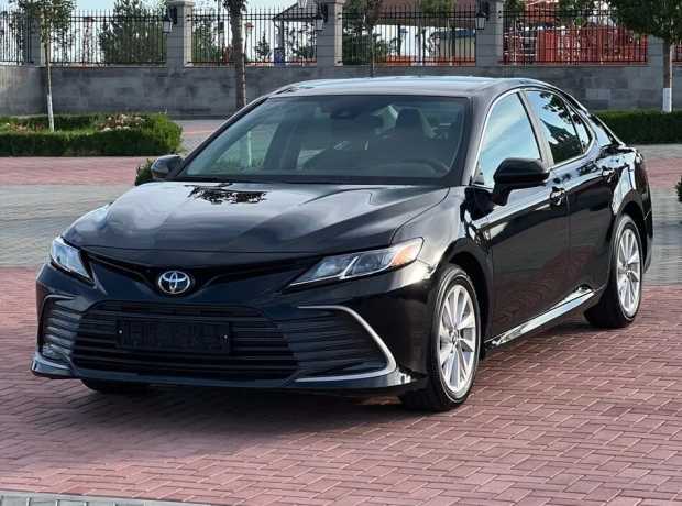 Toyota Camry, Бензин, 2023