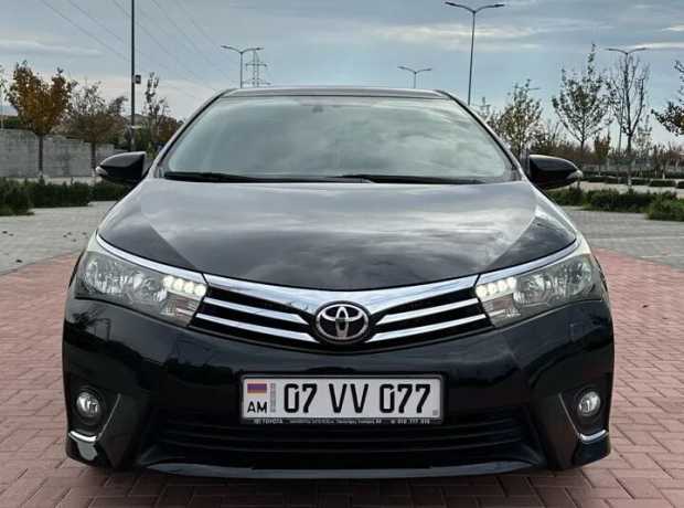 Toyota Corolla, Бензин, 2014