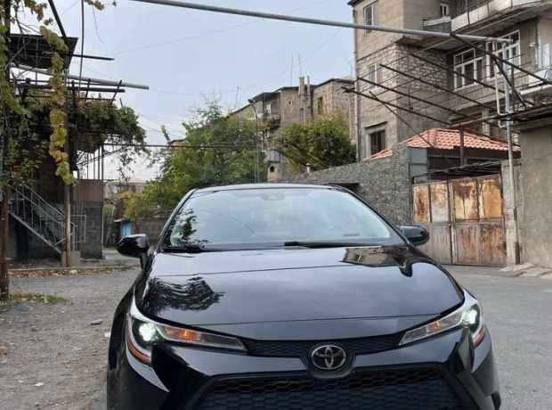 Toyota Corolla, Бензин, 2019