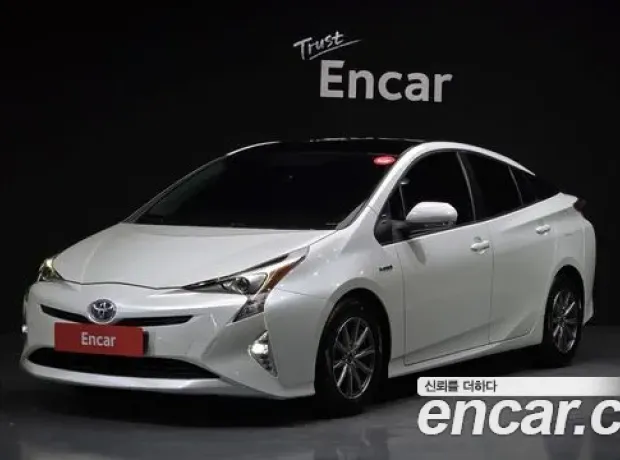 Toyota Prius 4th Generation, 2018