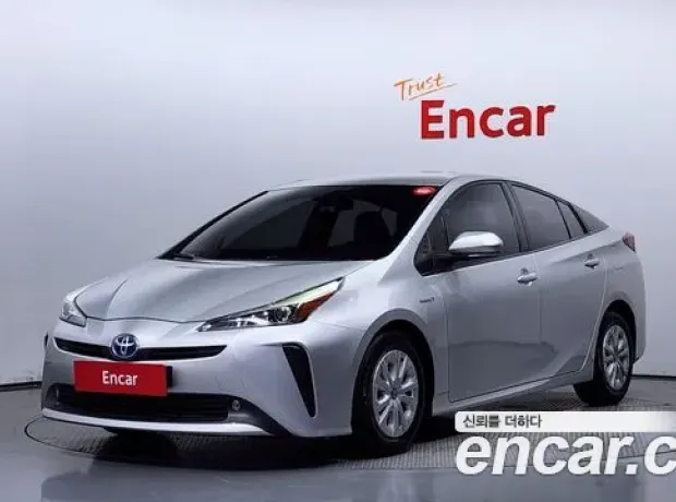 Toyota Prius 4th Generation, 2019