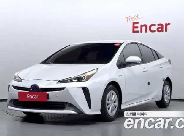 Toyota Prius 4th Generation, 2021