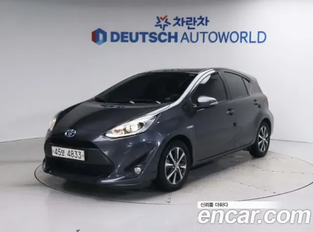 Toyota Prius C, 2018