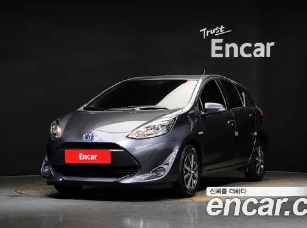 Toyota Prius C, 2018